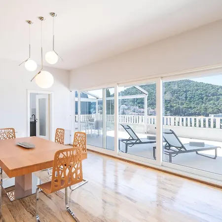 Penthouse Vis A Vis * Dubrownik